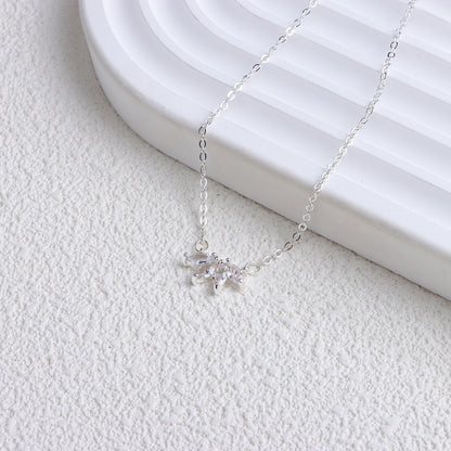 Fashion Jewelry Minimalist Shining Flower Petal Necklace for Women Girls Lotus Flower Pendant Necklace Female Party Anniversary Jewelry Gift